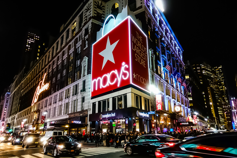 พิษไวรัส ซ้ำเติมค้าปลีกอเมริกา Macy’s ห้างเก่าเเก่ร้อยปี ปลดพนักงานอีก